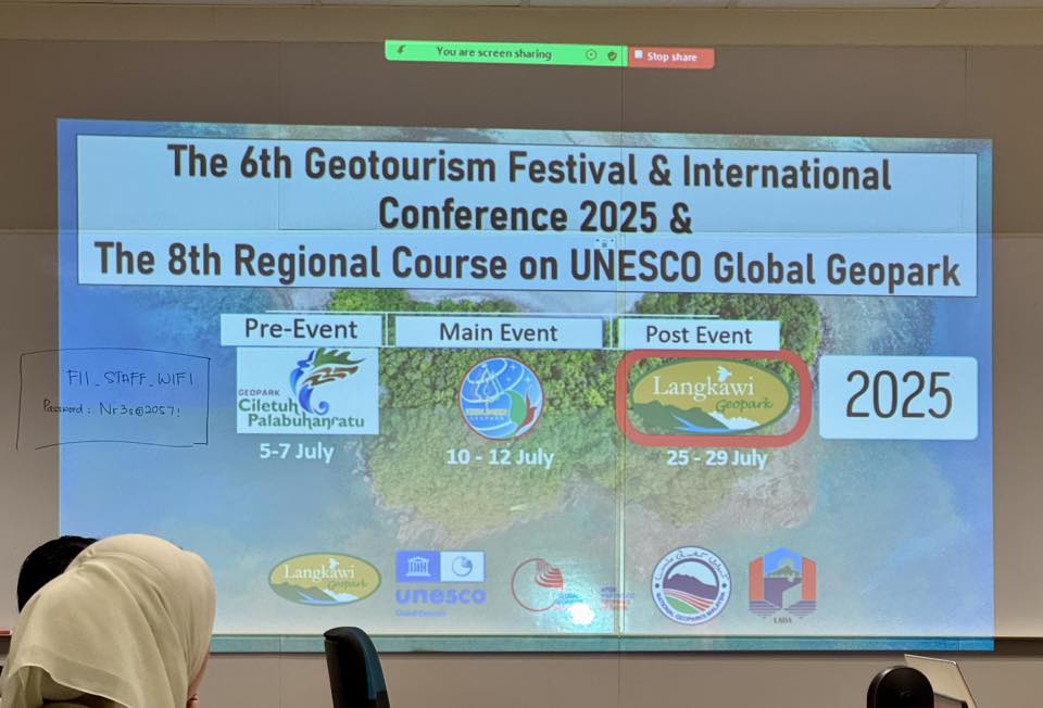 Malaysian Geoparks Network 3 Malaysian Geoparks Network 3